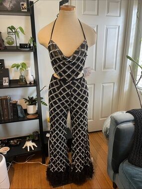 ASOS Coordinated Set in Black with Silver Embellishments, Feathers size 2 nwt